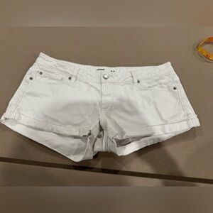 5/$25 white denim garage flirty shorts stretch 9